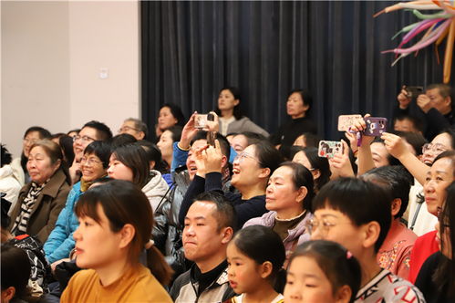 新年“艺”起嗨 山东省实验幼儿园元旦汇演燃情开演，国艺教培小帮手显身手